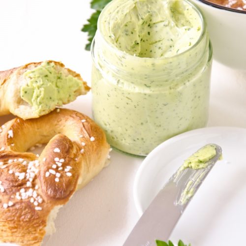 Beste selbstgemachte Kräuterbutter