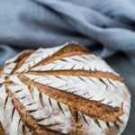 Einfaches Roggenmischbrot mit Sauerteig