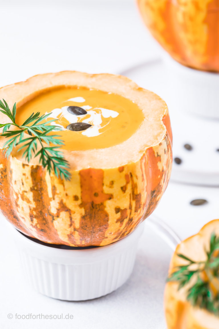 Cremige Kürbissuppe mit Karotten