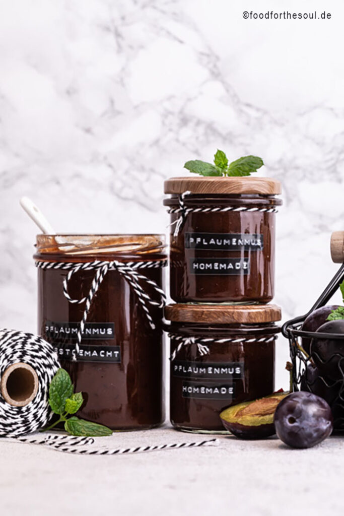 Pflaumenmus im Backofen nach Omas Rezept - Zwetschgenmus Pflaumenmus im Backofen nach Omas Rezept - Zwetschgenmus