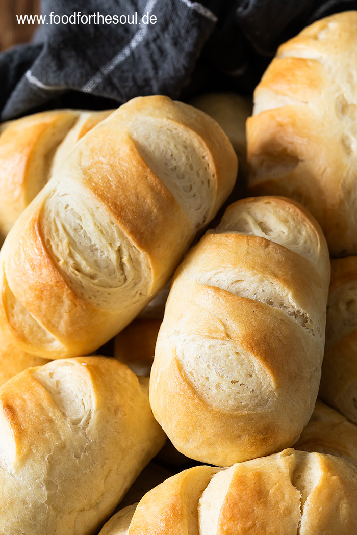 Fluffige Milchbrötchen wie vom Bäcker