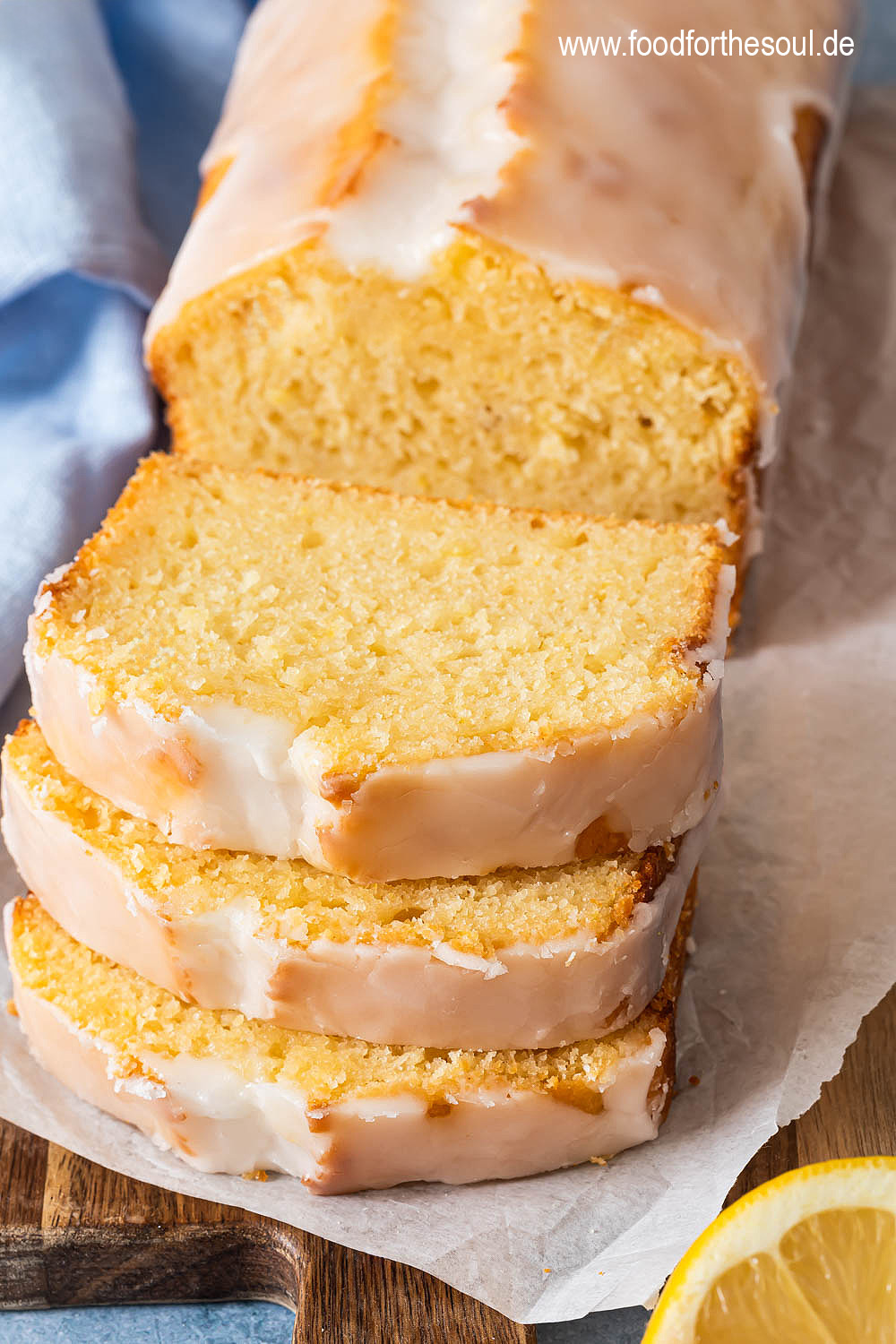 Saftiger Zitronenkuchen mit Joghurt und Öl