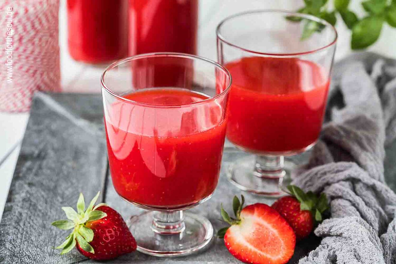 Erdbeer Limes Rezept zum Selbermachen | mit Wodka