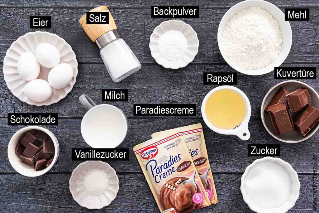 Zutaten für einen Schoko Paradiescreme Kuchen in der Gugelhupf-Form