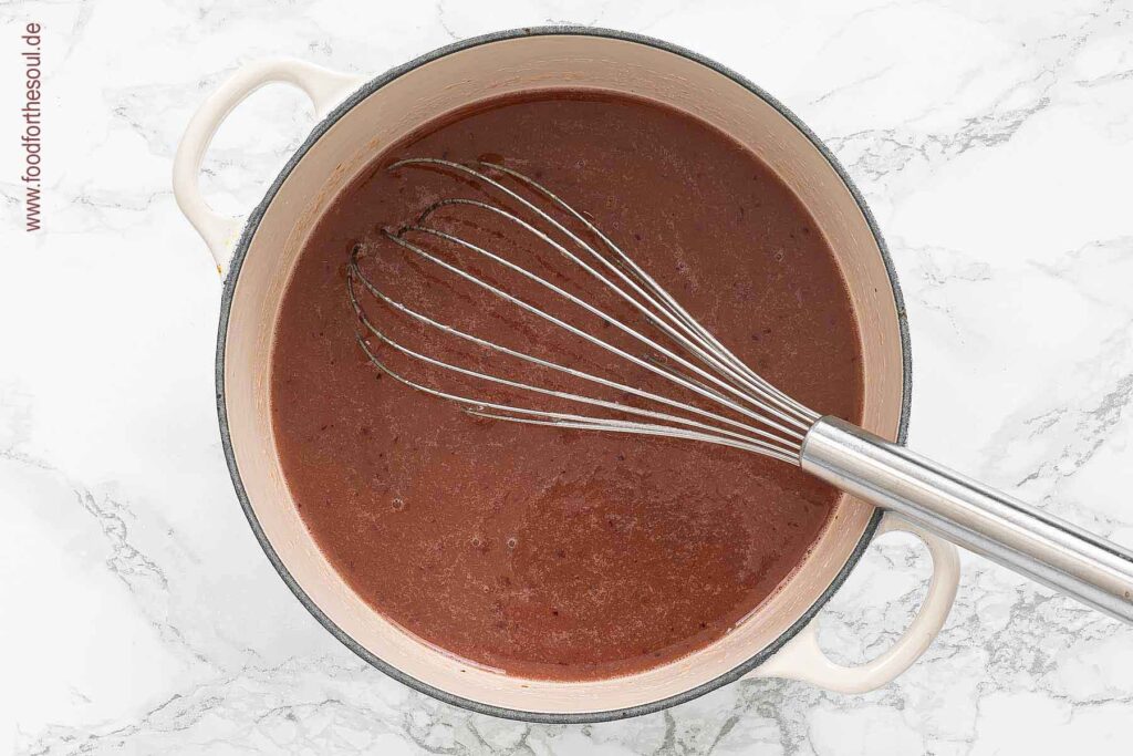 Weintrauben-Marmelade mit Gelierzucker aufkochen - Schritt 4