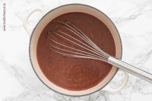 Weintrauben-Marmelade mit Gelierzucker aufkochen - Schritt 4