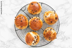 Brötchen backen und dann abkühlen lassen - Schritt 14