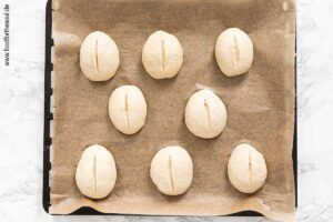 Brötchen einschneiden - Schritt 8