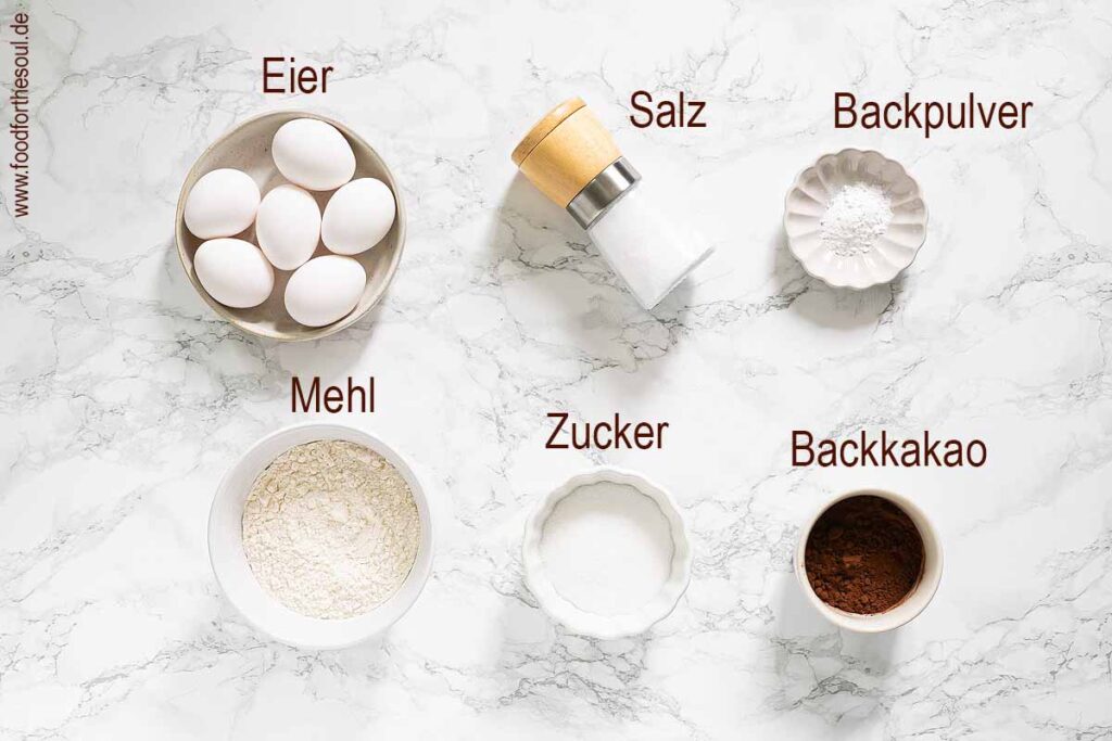 Zutaten für das Schoko Biskuitboden Rezept