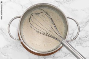 Haferflockensuppe 3 Minuten köcheln lassen - Schritt 2
