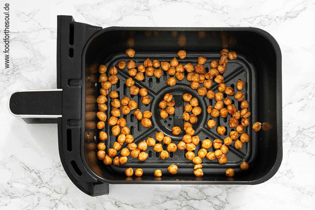 Kichererbsen in den Airfryer geben und Programm starten - Schritt 5