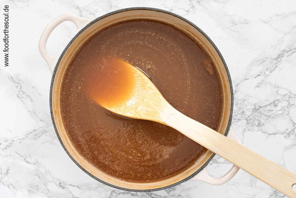 Apfelmarmelade sprudelnd kochen lassen - Schritt 6